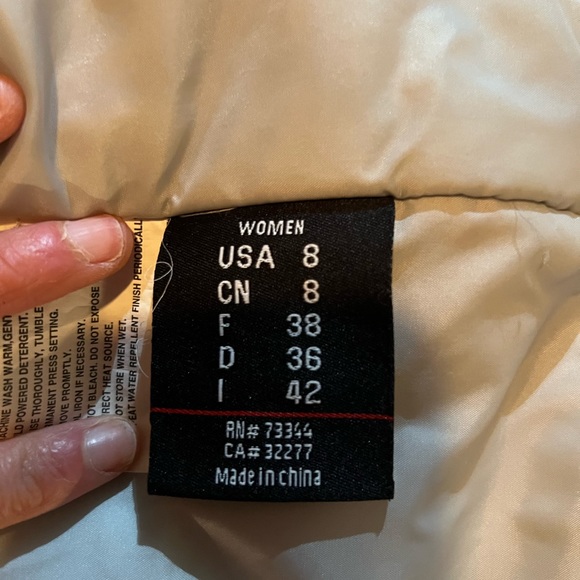 Purple ski jacket women’s size 8 - Marker brand very warm - Picture 2 of 3